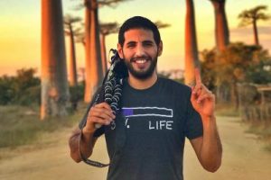 Oke, ini draf artikel berita yang dibuat ulang dengan gaya wartawan ekonomi, informatif, unik, lolos plagiarisme, dan judul clickbait: