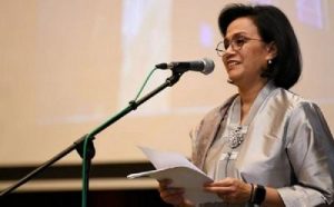 Rupiah Terancam? Sri Mulyani Siapkan Jurus Hadapi Badai Dolar!