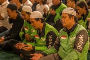 Gojek: Kekuatan Doa dan Solidaritas Ribuan Mitra Terungkap!