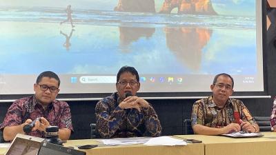 Geger! Menkeu Purbaya Bantah Naikkan Bunga Dolar AS 4%?