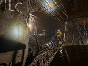 Freeport Berduka: Longsor Tambang, 5 Nyawa Belum Ditemukan!