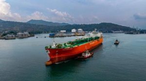 Ancaman Selat Hormuz: Jurus Jitu RI Selamatkan Energi Nasional!