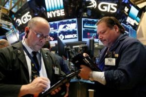 Wall Street Geger! Janji Damai Trump Buyar, Pasar Panik Lagi?