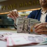 Rupiah Ambruk ke Rp17.804: Tekanan Global & Domestik Kian Berat!