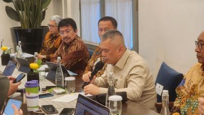 Avtur Anjlok Rp14 Ribu, Menhub Malah Siap Ubah Tarif Pesawat?