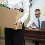 PHK Bukan Akhir! Gaji Tetap Mengalir 6 Bulan, Ini Kuncinya!