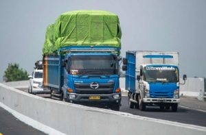 Jutaan Rugi? Ratusan Ribu Truk ODOL Masih Beraksi Bebas!