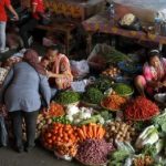 Harga Pangan Goyang Heboh Cabai Turun Daging Melambung Tinggi