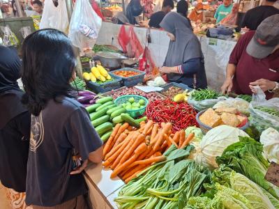 Harga Pangan Anjlok Drastis Bikin Senyum Lebar