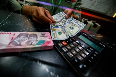Rupiah Terancam Ambruk Ini Biang Keroknya