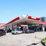 mediaseruni.co.id - Kabar gembira datang bagi para pengendara di Tanah Air khususnya wilayah Jabodetabek. Pertamina Patra Niaga kembali melakukan penyesuaian harga bahan bakar minyak non-subsidi per awal bulan ini. Beberapa jenis BBM mengalami penurunan harga yang cukup signifikan, memberikan angin segar bagi pengeluaran bulanan konsumen.