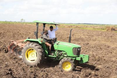 Amran Bongkar Kunci Petani Sejahtera RI