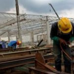 Misteri Pertumbuhan Ekonomi dan Nasib Buruh