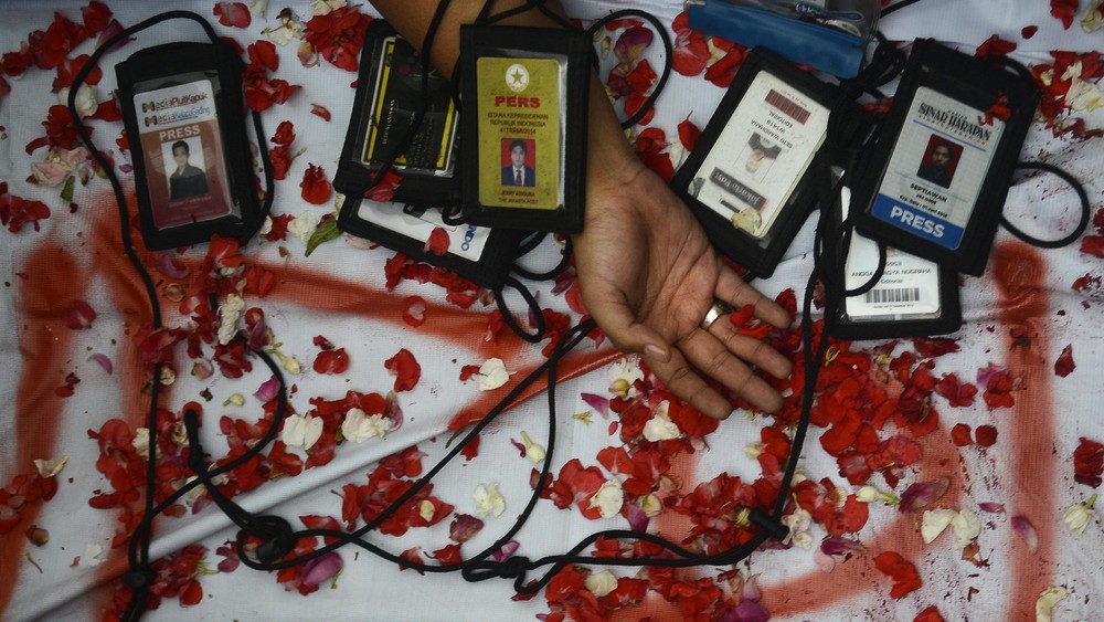 Wartawan Dianiaya Usai Rekam Polisi Pesta Miras