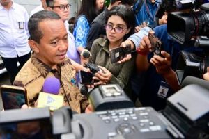 Siapa Pengganti Bahlil di Kementerian ESDM