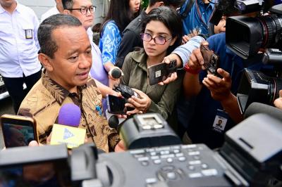 Siapa Pengganti Bahlil di Kementerian ESDM
