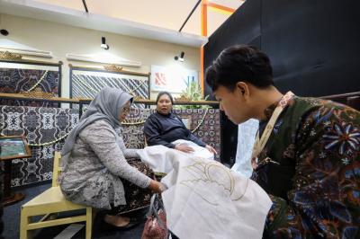 Batik Jadi Motor Ekonomi UMKM Indonesia