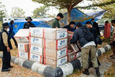 Lawan Karhutla BRI Kirim Ratusan Pompa Air