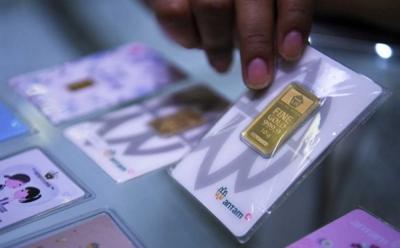 Harga Emas Antam Melonjak Tajam Hari Ini