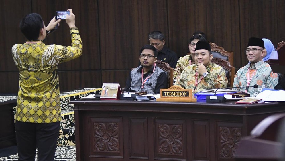 Skandal Pasal Selundupan Guncang KPU dan Bawaslu