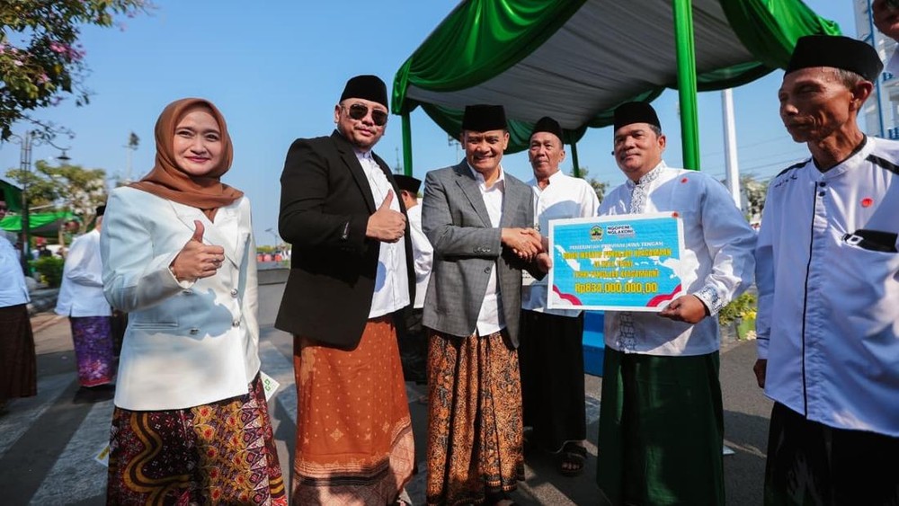 Kado Spesial Pemprov Jateng Untuk Santri