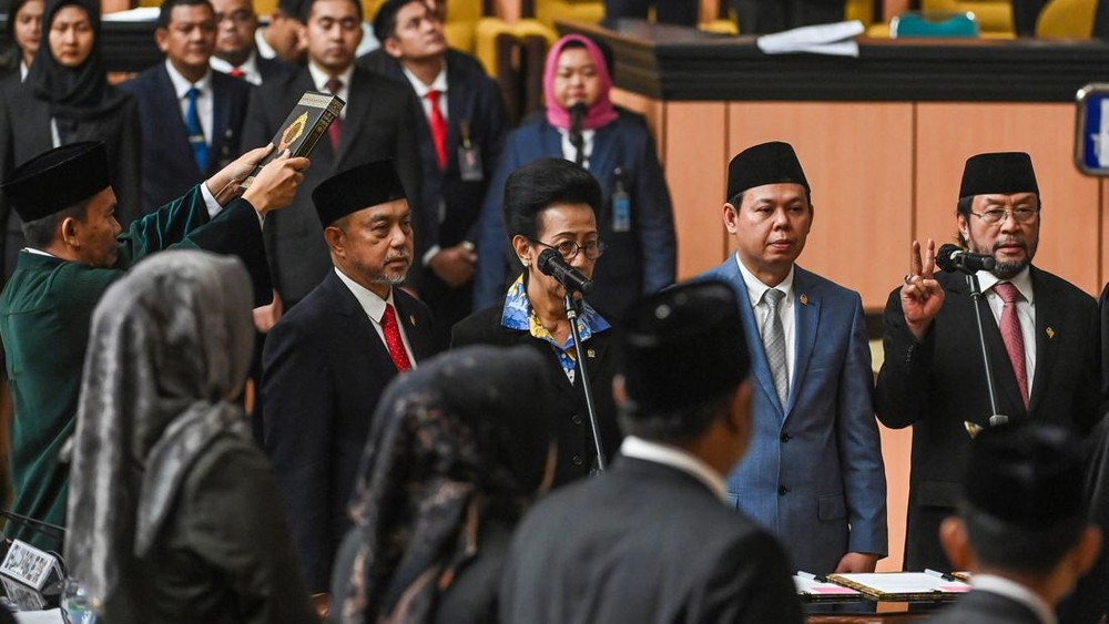 Misteri Ijazah SMA Gibran Mencuat